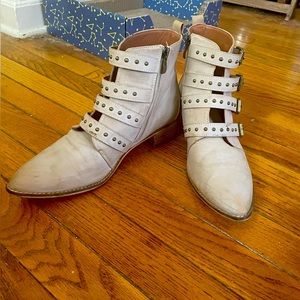 Belted light brown booties